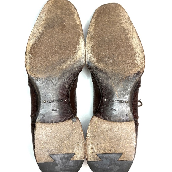 Tom Ford Dark Brown Wingtip Brogue Dress Shoes | 10.5 - Picture 10 of 13